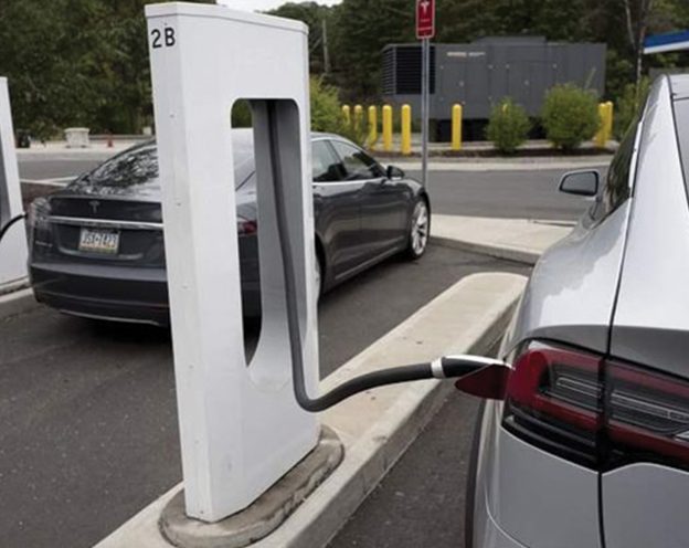 Smiths Falls council to apply for funding for new electric vehicle