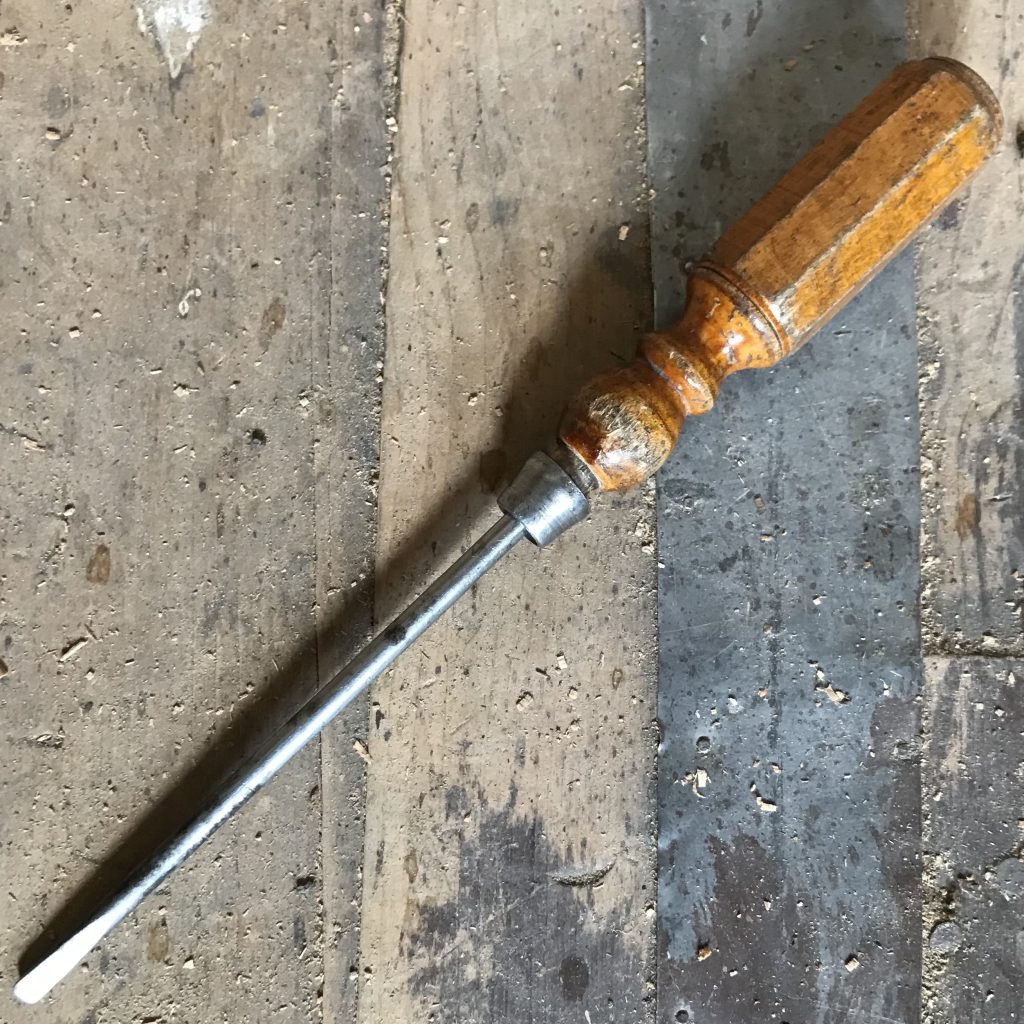 Screwdriver