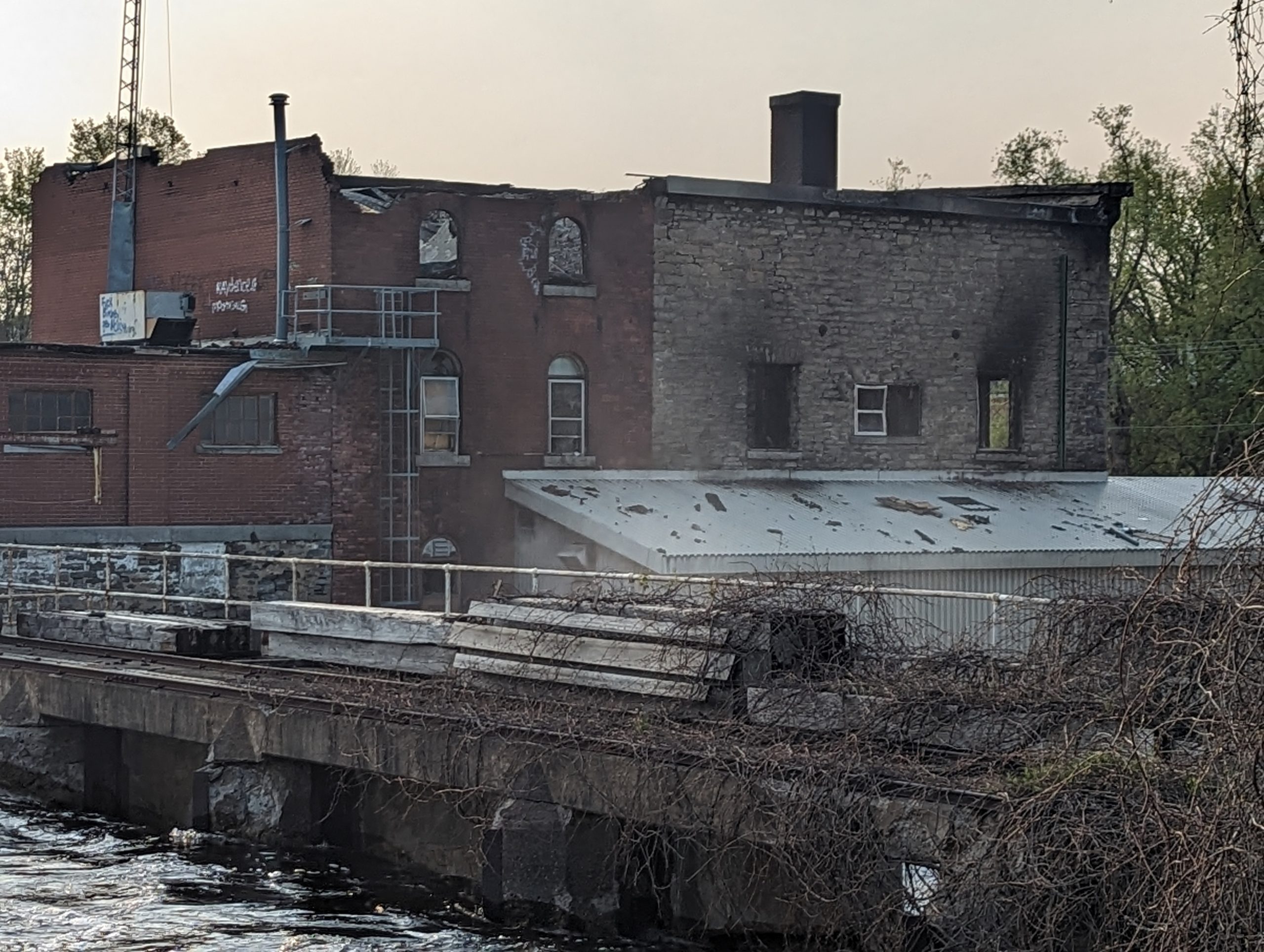 Smiths Falls old water treatment plant fire