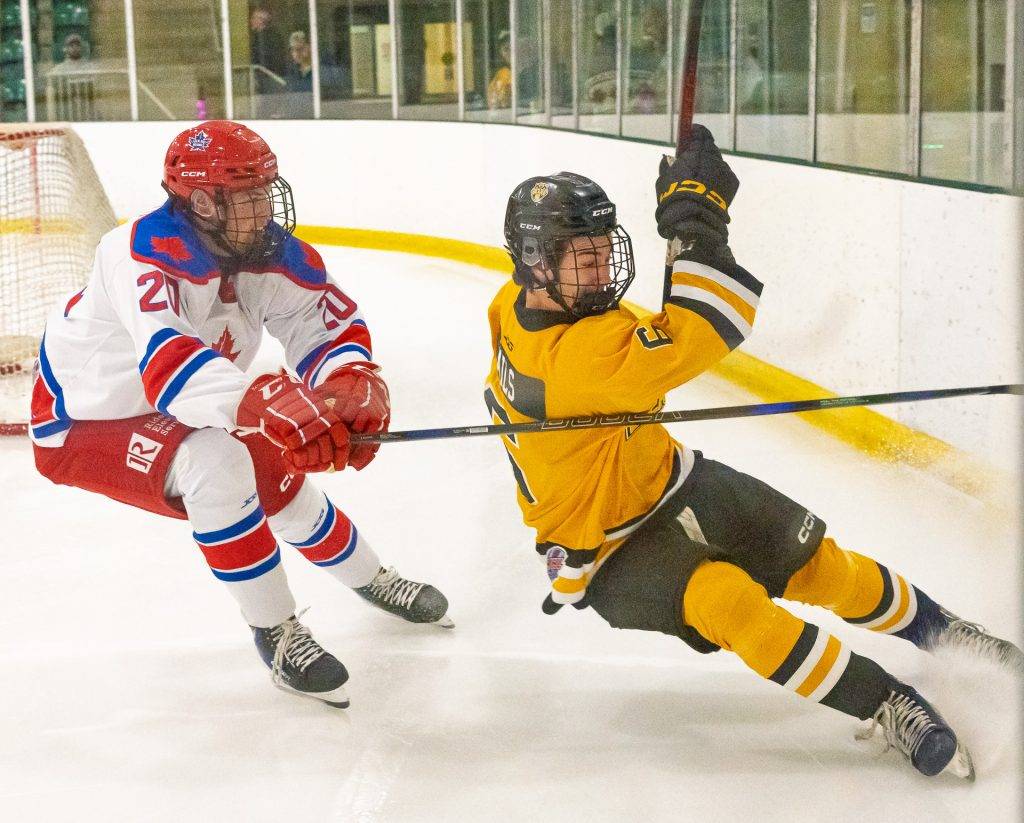 Smiths Falls Bears vs Rockland Nationals Oct. 10, 2025.
