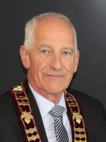 Rideau Lake council reprimands Mayor Arie Hoogenboom.
